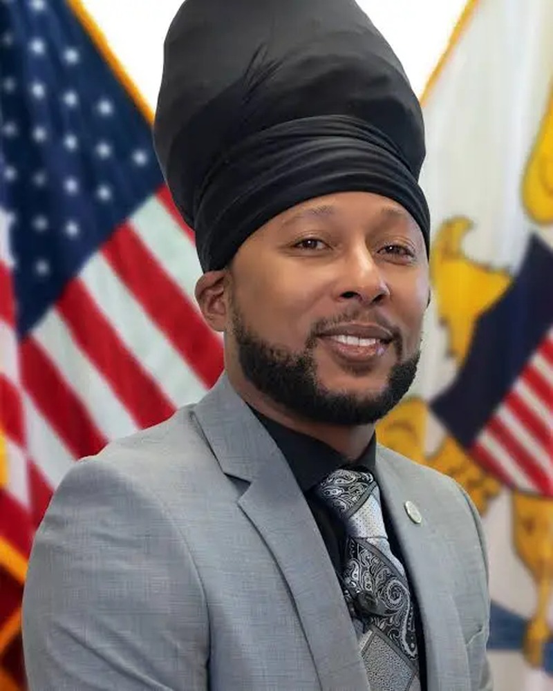 Portrait of Senator Angel L. Bolques Jr.